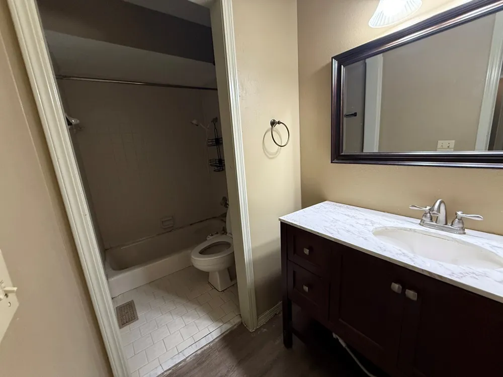 400 S Hemlock Avenue Broken Arrow, OK 74012
