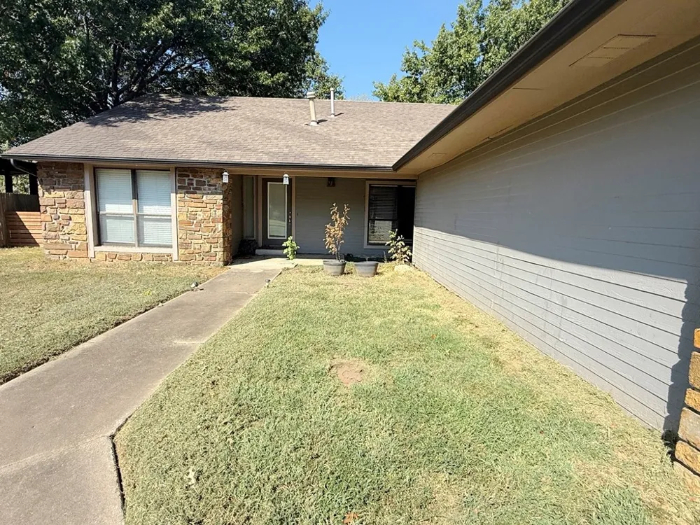 400 S Hemlock Avenue Broken Arrow, OK 74012