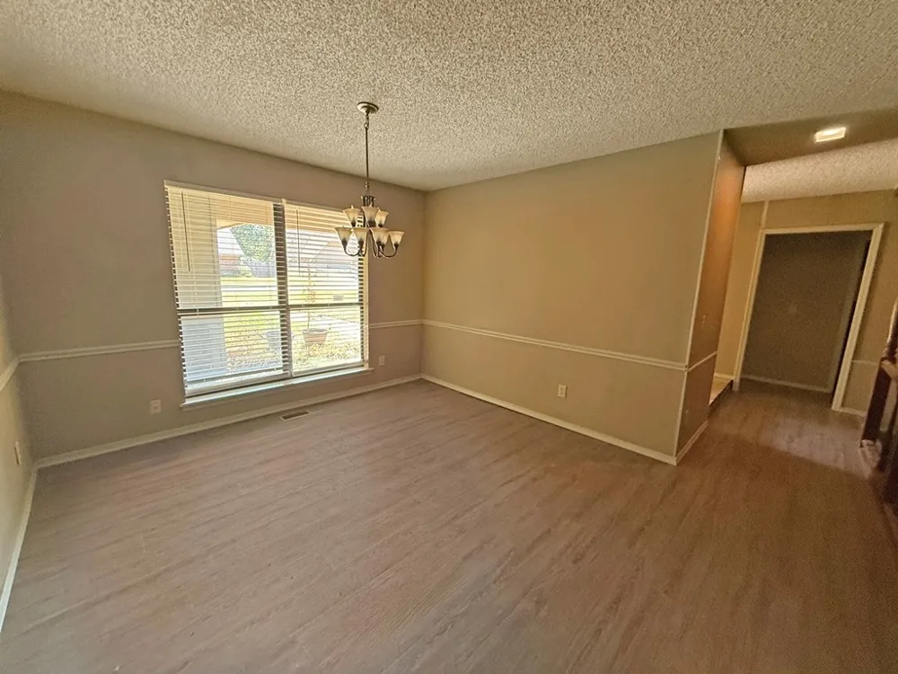400 S Hemlock Avenue Broken Arrow, OK 74012