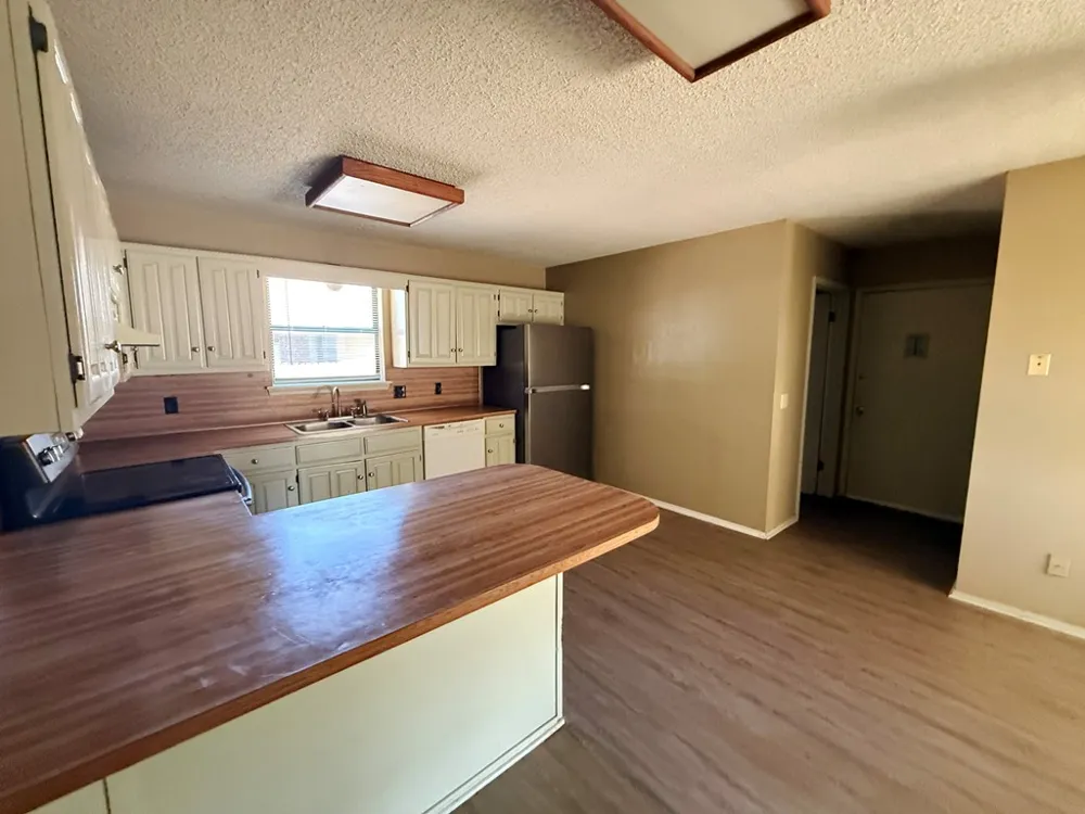 400 S Hemlock Avenue Broken Arrow, OK 74012