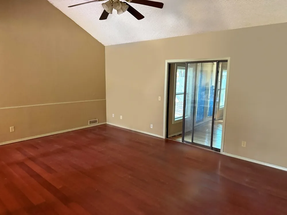 400 S Hemlock Avenue Broken Arrow, OK 74012