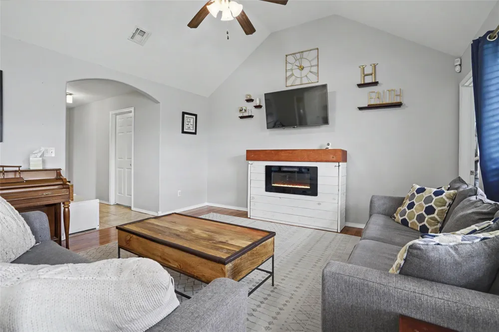 4403 35th Street Broken Arrow, OK 74014