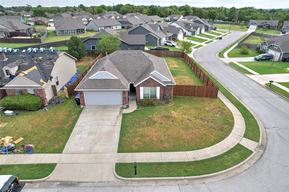 4403 35th Street Broken Arrow, OK 74014