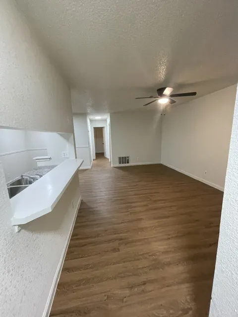 2032 S Phoenix Avenue Tulsa, OK 74107