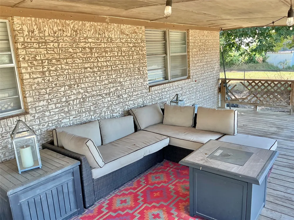 6455 Kifer Avenue Kingston, OK 73439
