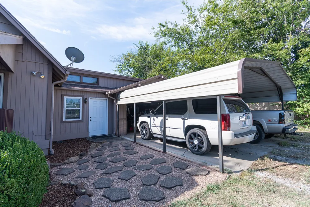 1415 W Bert Street Claremore, OK 74017
