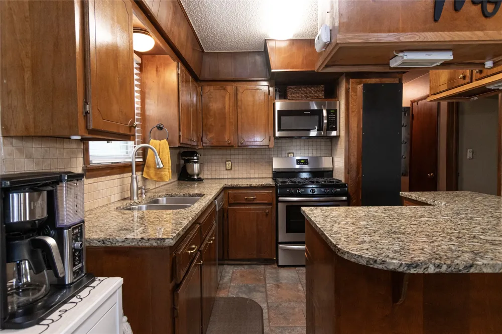 1415 W Bert Street Claremore, OK 74017