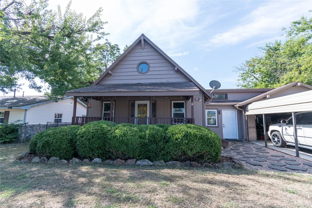 1415 W Bert Street Claremore, OK 74017