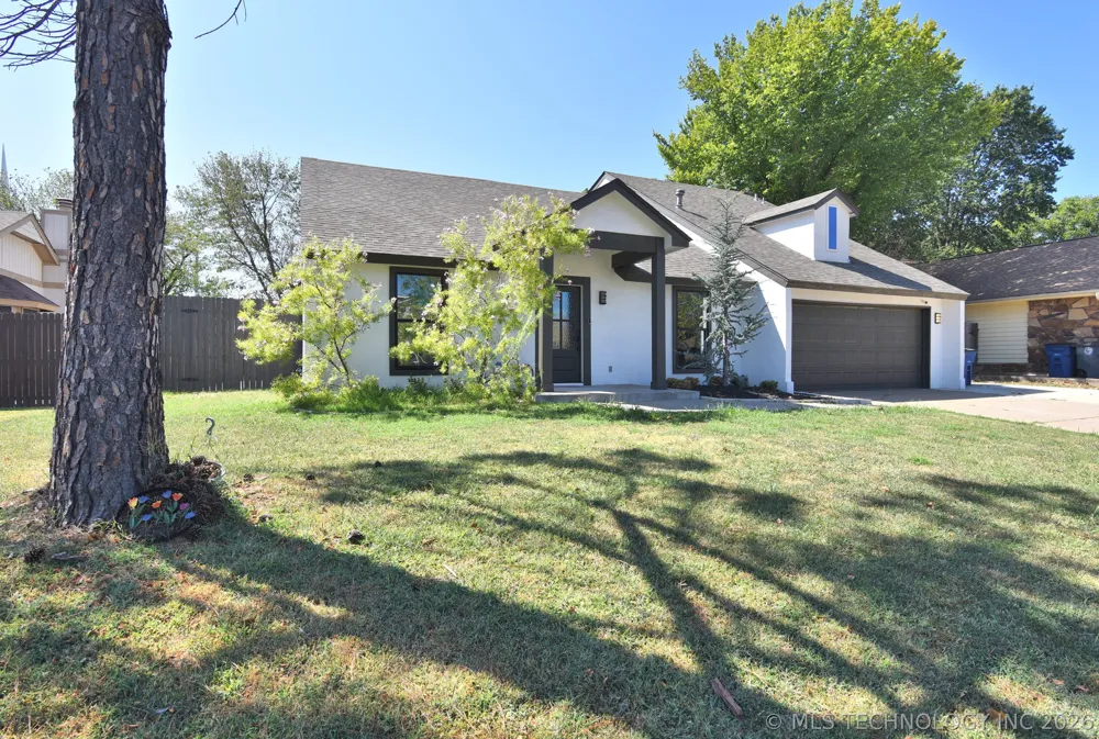 9022 E 60th Street Tulsa, OK 74145