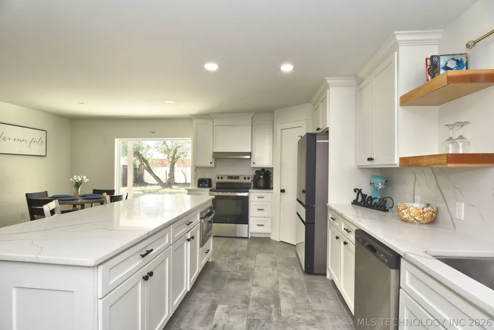 9022 E 60th Street Tulsa, OK 74145