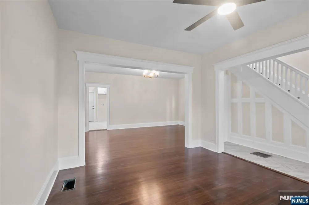 190 Watchung Avenue West Orange, NJ 07052