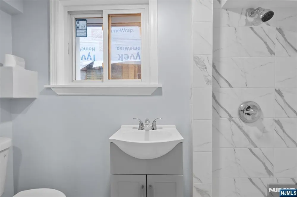 190 Watchung Avenue West Orange, NJ 07052