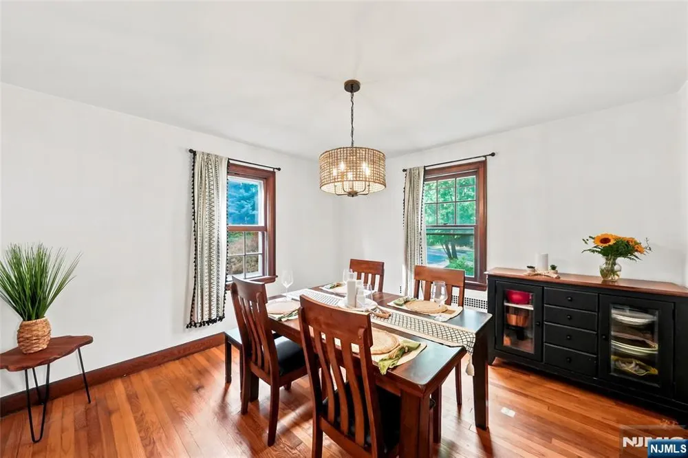 724 Eagle Rock Avenue West Orange, NJ 07052