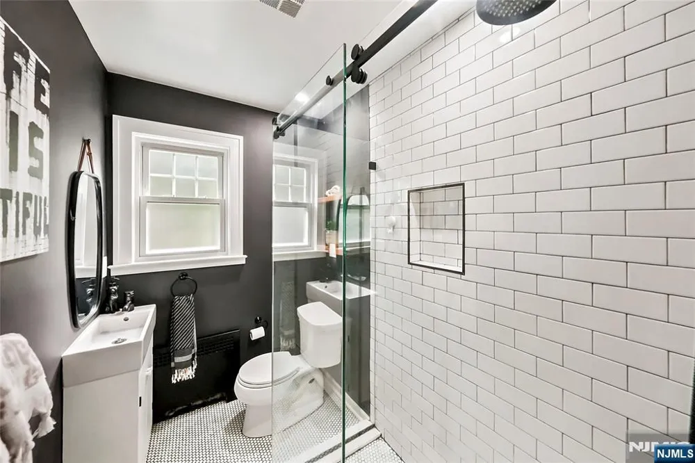 724 Eagle Rock Avenue West Orange, NJ 07052