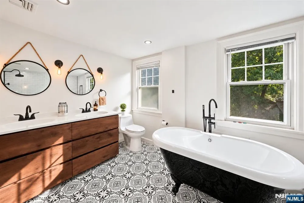 724 Eagle Rock Avenue West Orange, NJ 07052