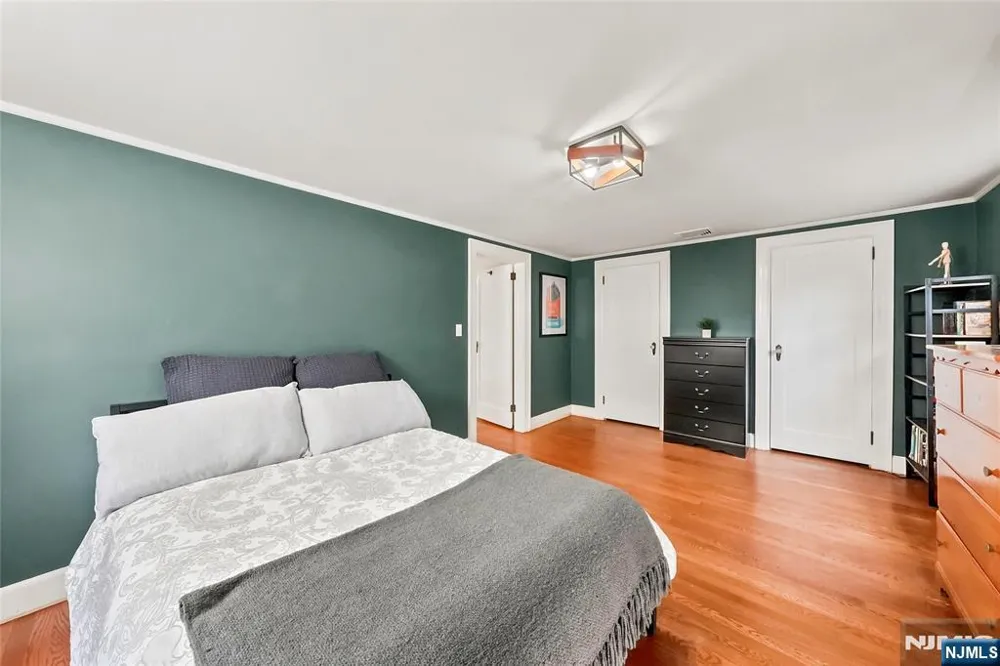 724 Eagle Rock Avenue West Orange, NJ 07052