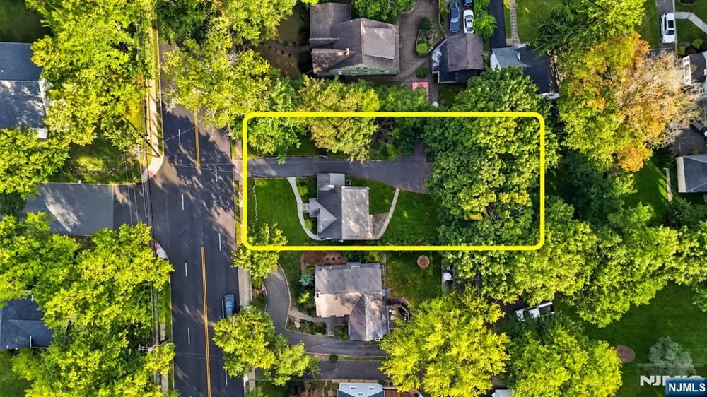 724 Eagle Rock Avenue West Orange, NJ 07052