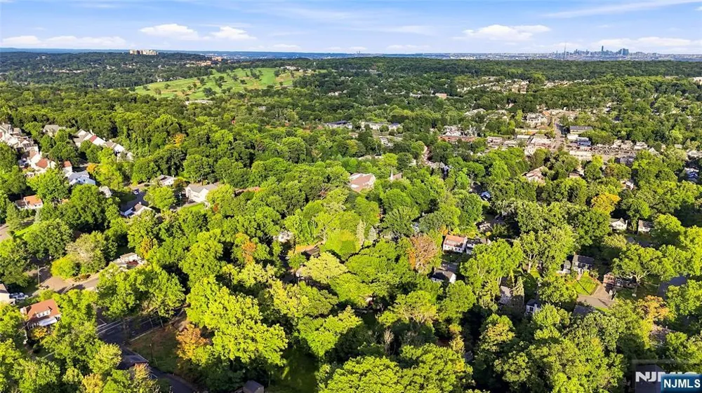 724 Eagle Rock Avenue West Orange, NJ 07052