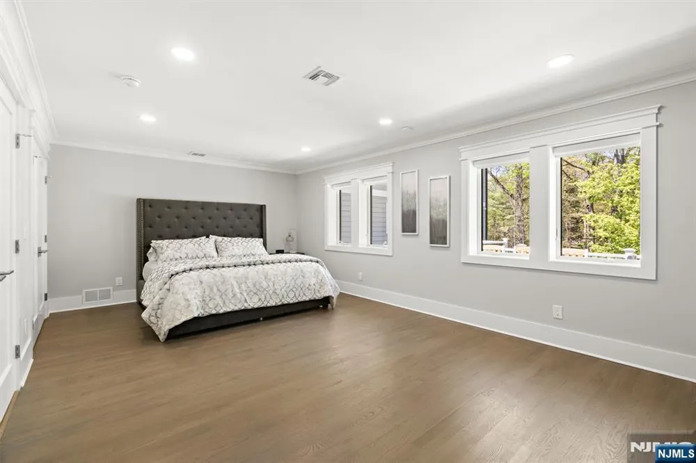 315 Freemans Lane Franklin Lakes, NJ 07417