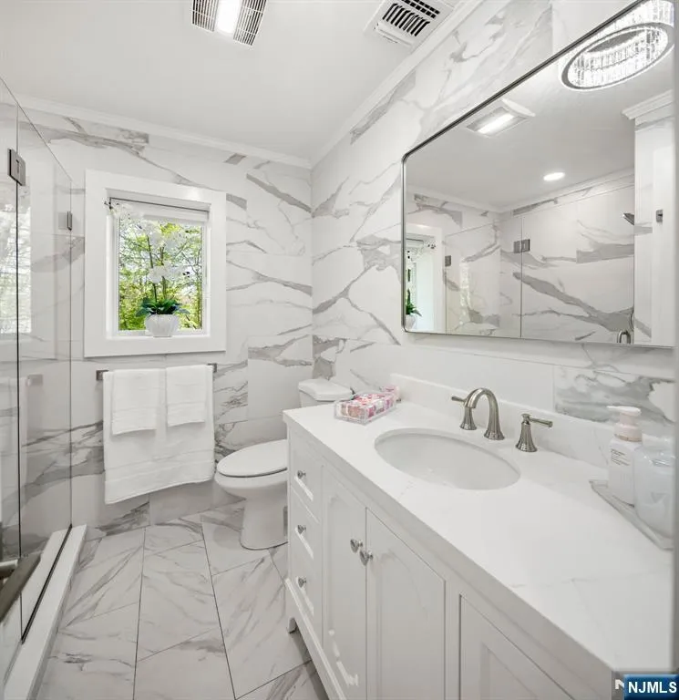 315 Freemans Lane Franklin Lakes, NJ 07417