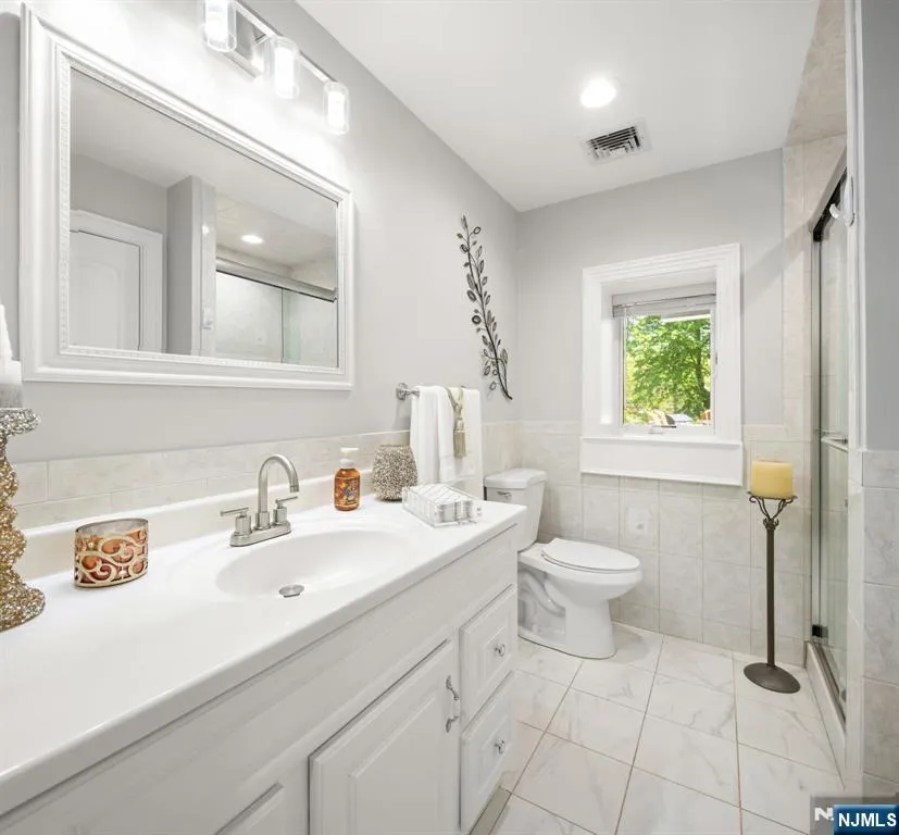 315 Freemans Lane Franklin Lakes, NJ 07417