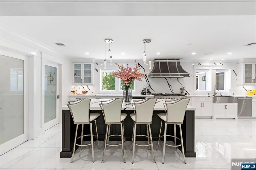 315 Freemans Lane Franklin Lakes, NJ 07417