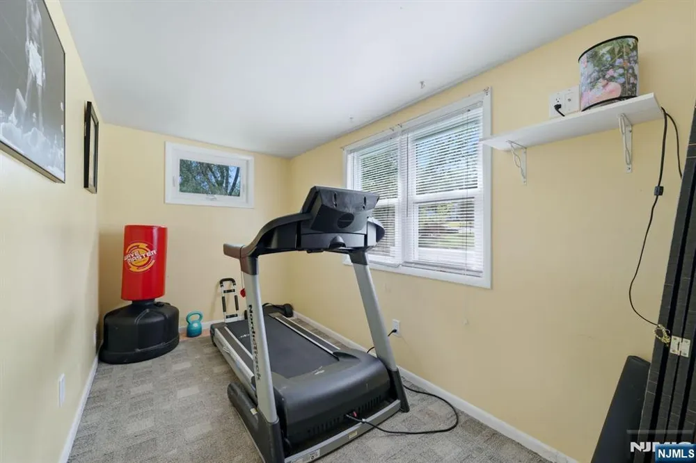 20 Yesler Way Hillsdale, NJ 07642