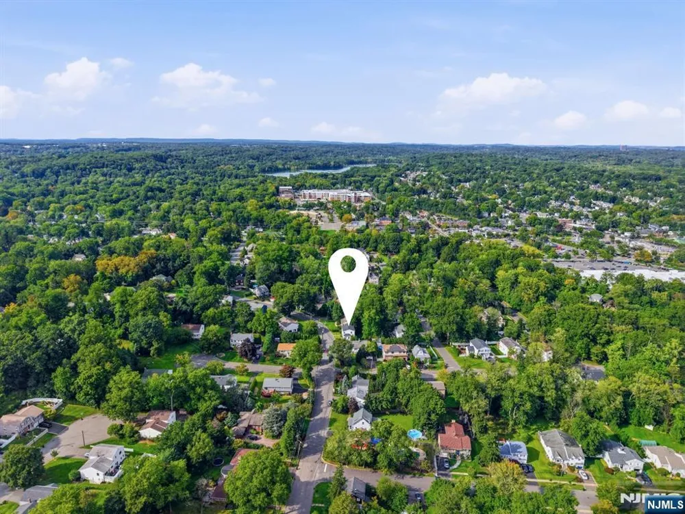 20 Yesler Way Hillsdale, NJ 07642