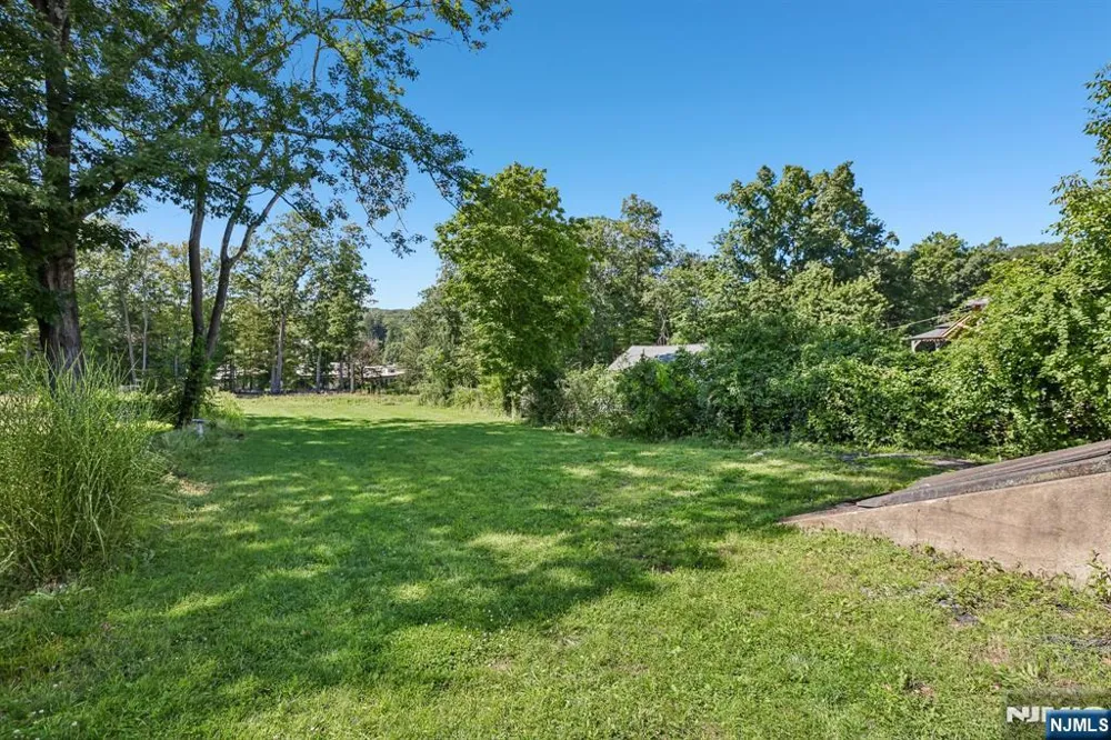 162 Chestnut Street Boonton Town, NJ 07005