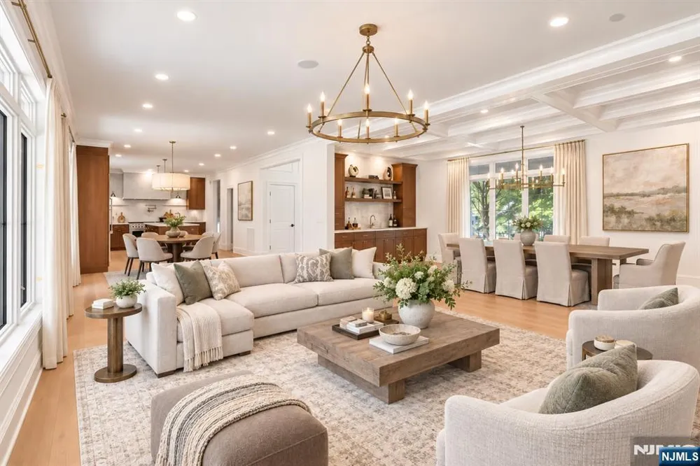 56 Clover Lane Upper Saddle River, NJ 07458