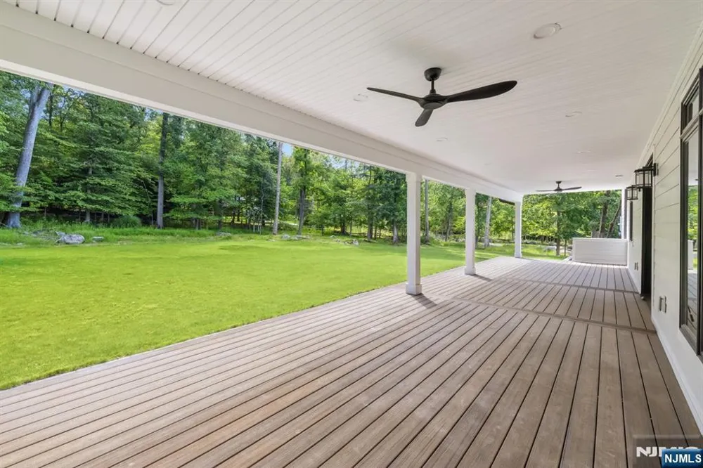 56 Clover Lane Upper Saddle River, NJ 07458