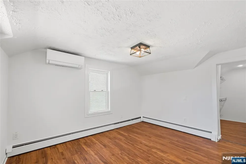 437 4th Avenue Westwood, NJ 07675