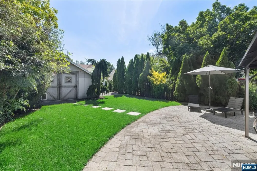 437 4th Avenue Westwood, NJ 07675