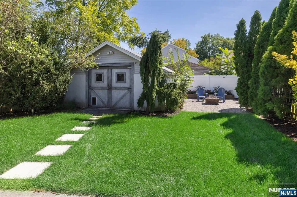 437 4th Avenue Westwood, NJ 07675