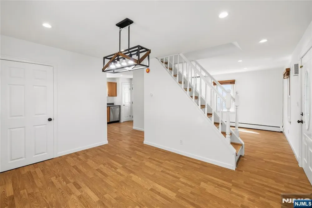 437 4th Avenue Westwood, NJ 07675
