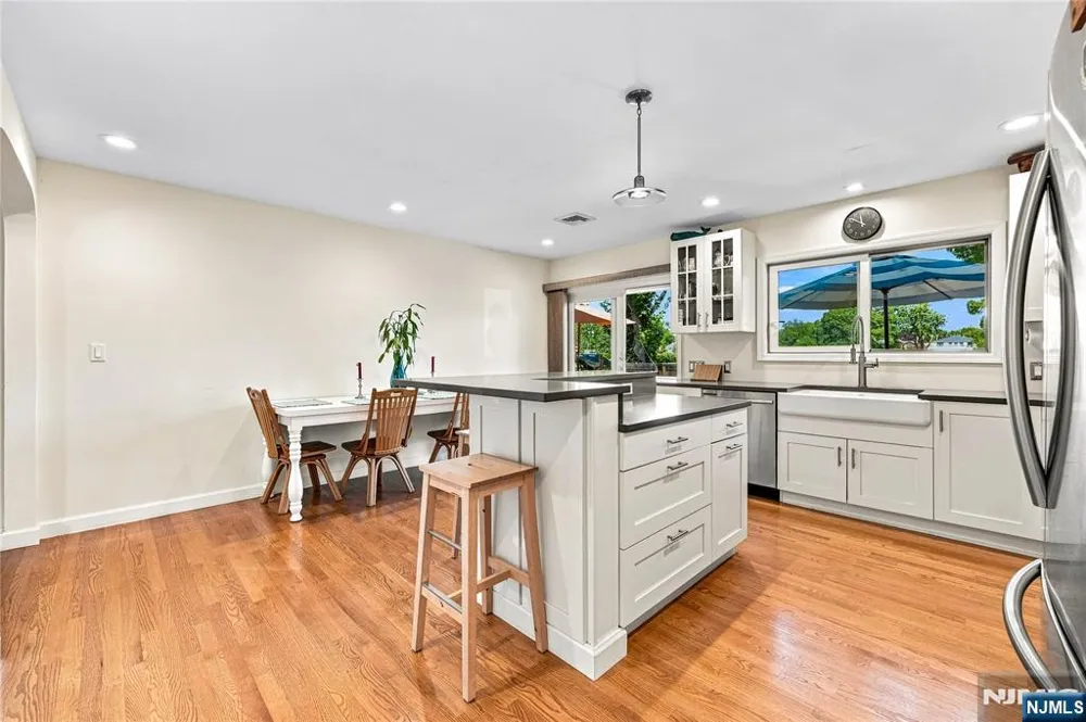 253 Birchwood Road New Milford, NJ 07646