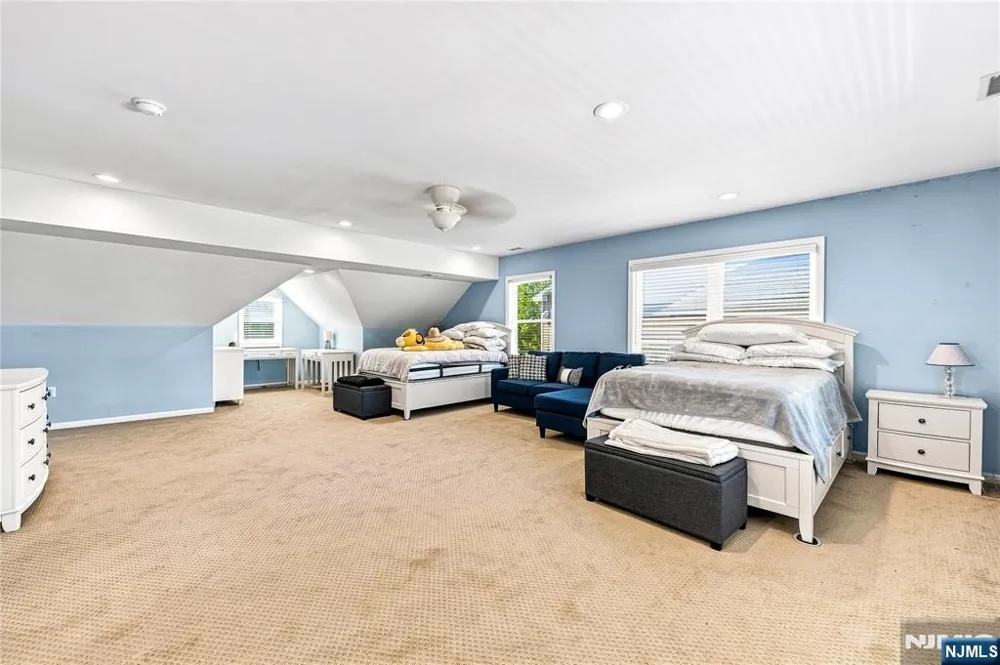 253 Birchwood Road New Milford, NJ 07646