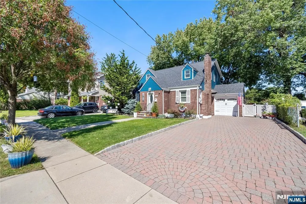 253 Birchwood Road New Milford, NJ 07646