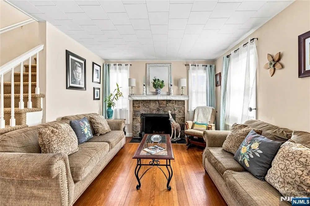 253 Birchwood Road New Milford, NJ 07646
