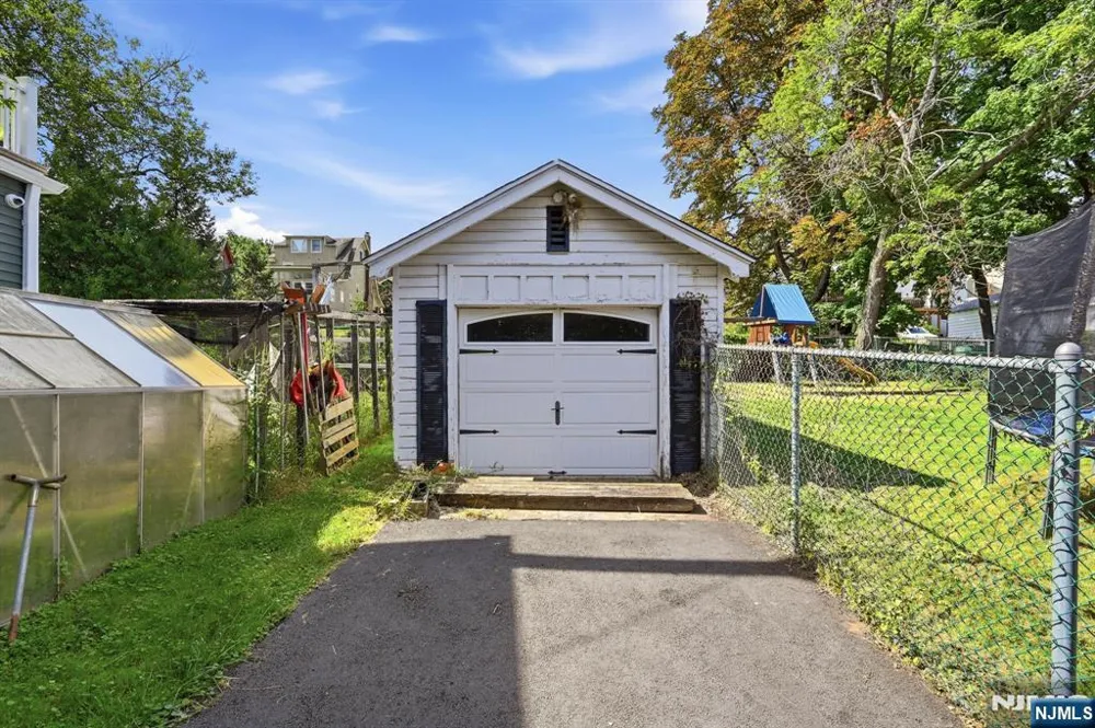 7 Harvard Terrace West Orange, NJ 07052