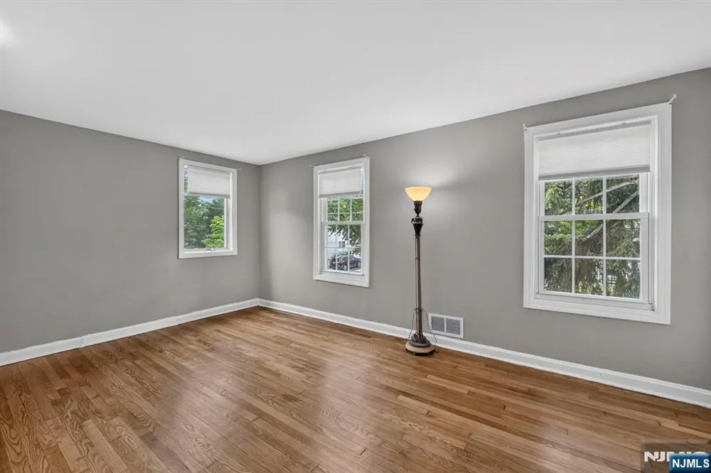 410 Chestnut Street Paramus, NJ 07652