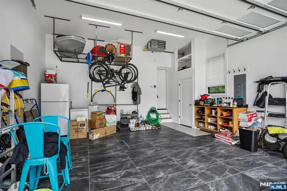 7 New Street Cresskill, NJ 07626