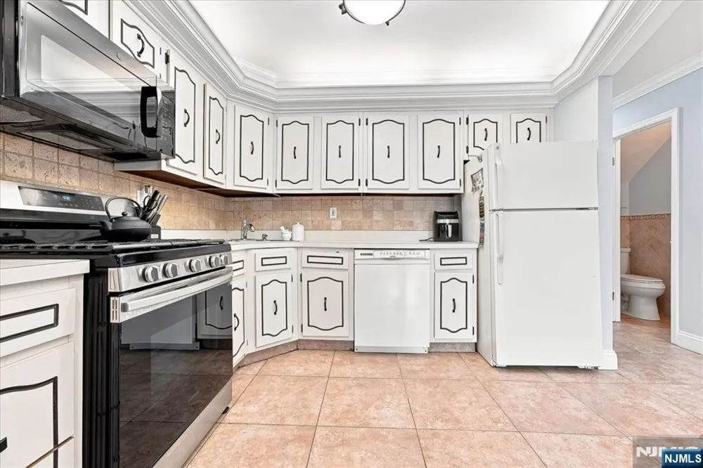 57 Reilly Court Hackensack, NJ 07601
