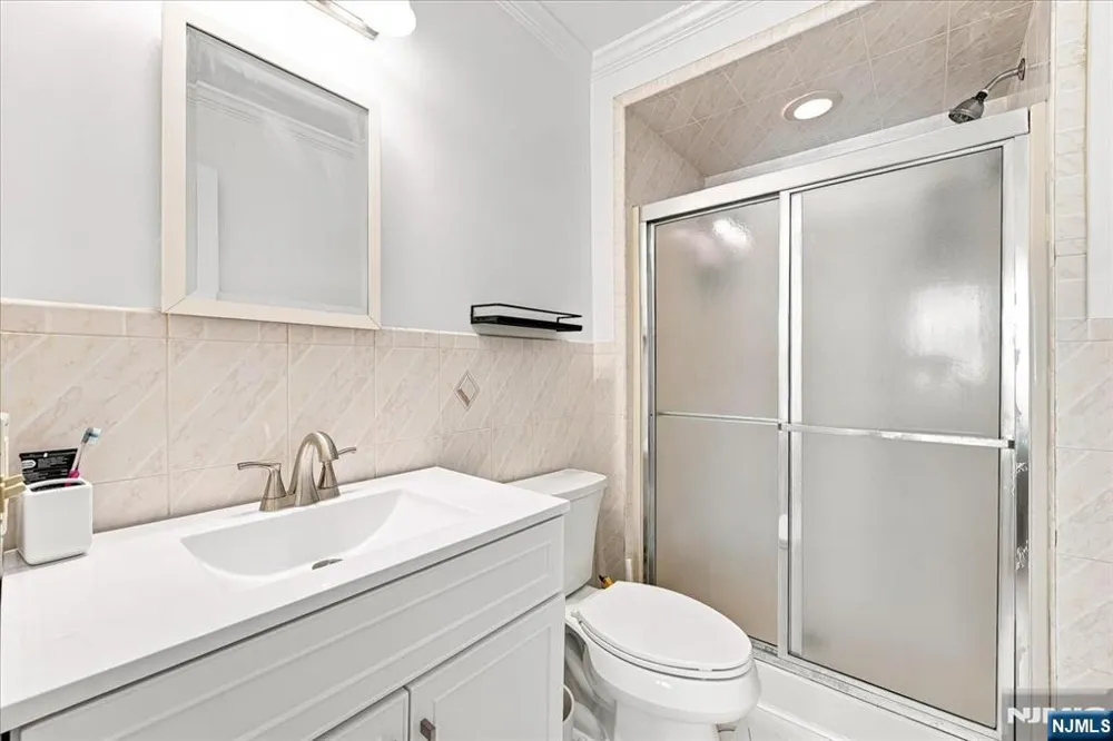 57 Reilly Court Hackensack, NJ 07601