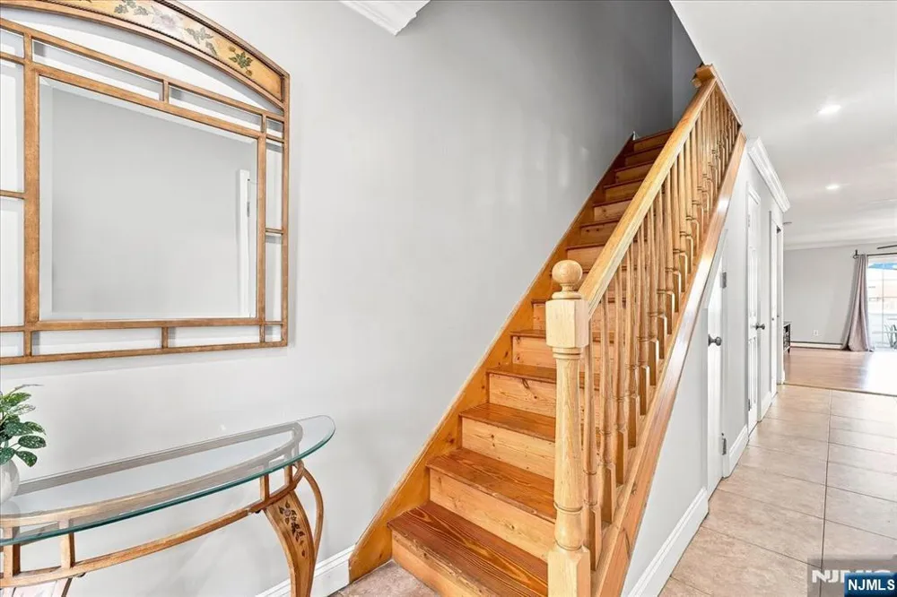 57 Reilly Court Hackensack, NJ 07601
