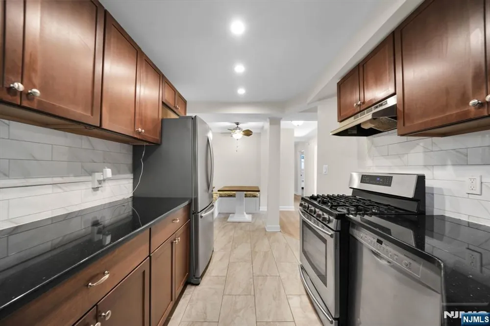 130 Orient Way CC Rutherford, NJ 07070