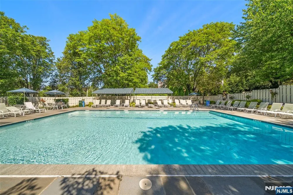 22 Mallard Court Englewood, NJ 07631