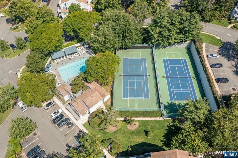 22 Mallard Court Englewood, NJ 07631