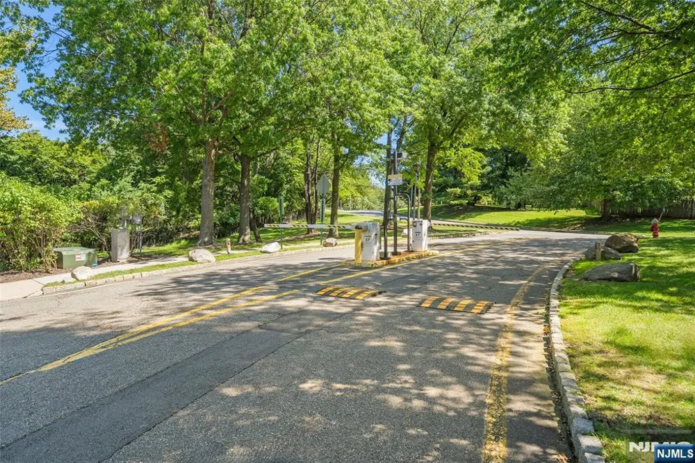 22 Mallard Court Englewood, NJ 07631
