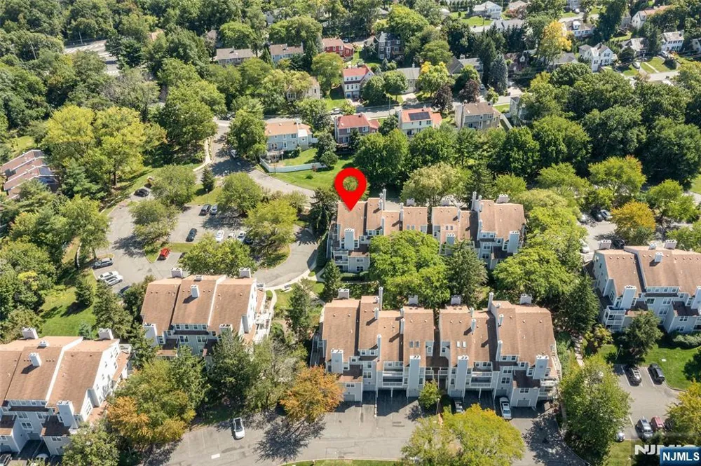 22 Mallard Court Englewood, NJ 07631